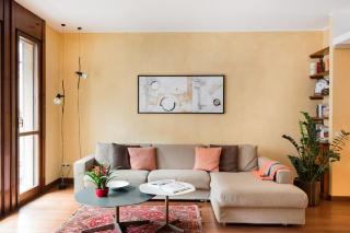 Elegant and Roomy Central Apartment - Mailand - 0