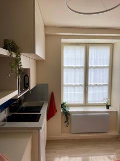 Comme une chambre d’hôtel au cœur de Lyon - Lione - 4