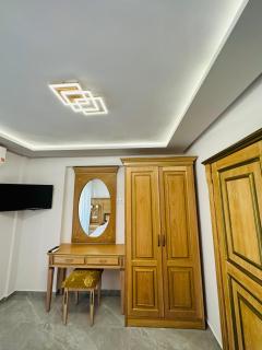 MEANDROS Center 3 - 6