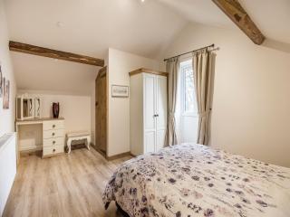 Frondeg Bach - Cross Inn - 1