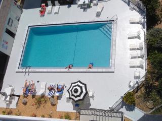 Condo, Near Beaches, private, end unit, relaxing, pool - Fort Myers - 9