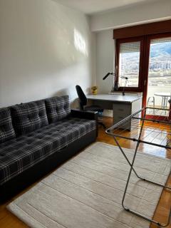 Sunny Luxury Apartment 2BDR - 3