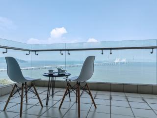 Invincible Seaview Vacation Condo 3R3B 8Pax - Bayan Lepas - 0