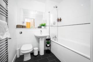 Luxury City Centre Apartment - 2 Bedroom - Balcony - Top Rated - 377P - Birmingham - 2