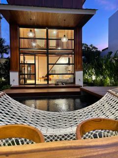 Stylish Tropical Villa 2 Br , Canggu , 400m To Finn Beach - Canggu - 0