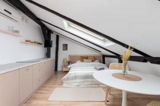 Wiślna Old Town Apartments - 9