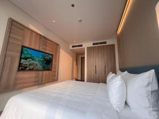 Modern 2BR/2B Ha Long Bay View - High Floor - 3