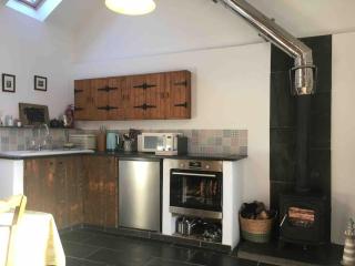 Hidden Cottage Gem HotTub, Firepit, coastal walks - Swansea - 7