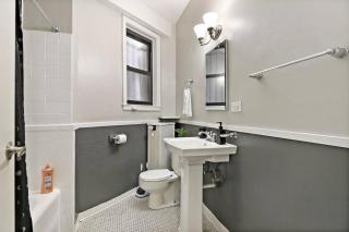 2BR Sunny Apartment in Hyde Park - Windermere 211 - Chicago - 5