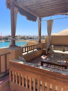 The Seafront Magical Loft! - Hurghada - 2