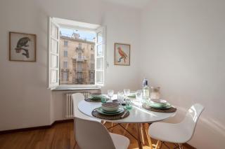 Vicolo Apartment, pedestrian centre, 2BDR, 2,5 BTH, Aircondo, Private Parking, easy to train and ferries, city life - La Spezia - 0