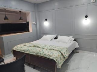 Janki Kunj Individual Rooms - 3