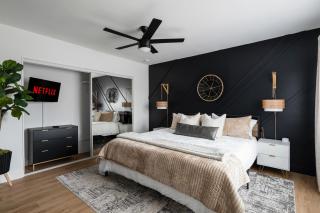 *Golden Getaway* 5 Beds / 8 Minutes to Downtown - San Diego - 3