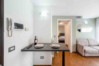 Dynamic Suite in Milan (Near S.Raffaele Hospital) - Mailand - 8