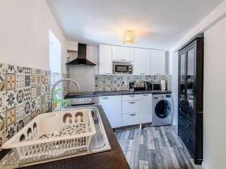 Forest side cottage - 7