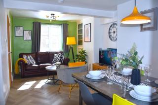 Bard's Nest Scholars Cottage, Central Stratford, 5 mins walk to RSC - Stratford-upon-Avon - 0