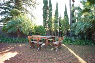 The Red Door: Expansive Home/Pool/4 BR w Ensuites - Glenelg - 8