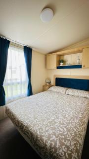Cozy Private Static Caravan at Llyons Robin Hood - Silver Birch Way 11 - Rhyl - 5