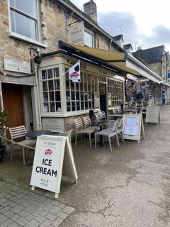 Priory Tearooms Burford with Rooms - Burford - 2
