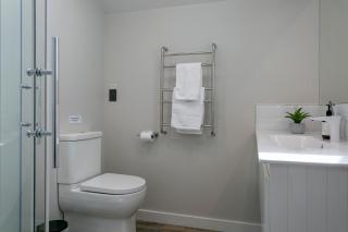 Lake Taupō Hideaway Apartment - Taupo - 3