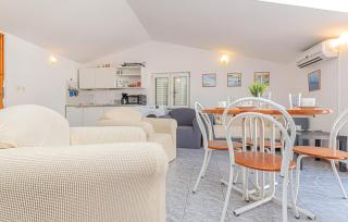 Apartman Vodice centar 3 - Vodice - 9