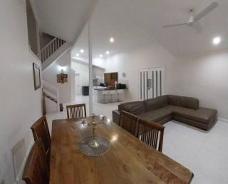 9 Room Family & Pet Friendly Home - Caloundra - 8