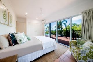 Seascape on Shutehaven - Whitsunday Views Holiday Home - Shute Harbour - 1