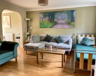 3 Bedroom Detached house - Wellingborough - 9