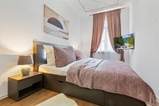 Luxe Living at Old Town Center - Bratislava - 3