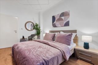Luxe Living at Old Town Center - Bratislava - 8