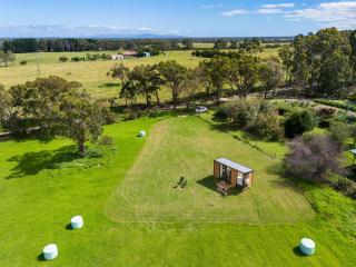 Bush Retreat 2 by Tiny Away - Alberton West - 9