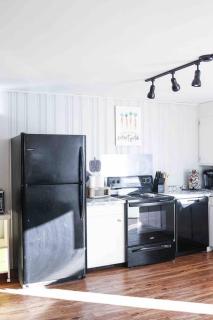 Cliffside! Pickleball, Mini Golf, Hot Tub, Firepit - 6