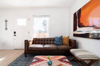 * Bueno Bueno Casita * / 7 min to Downtown / 4 Bdr - San Diego - 3