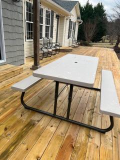 Sovereign Cottage - Farm Land/Hot Tub/Outdoor Area - Fuquay-Varina - 1
