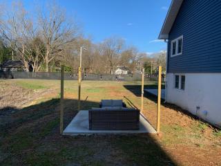 Newly Renovated Lincolnton Downtown Rail Trail Apartment - Walk to Main St - Lincolnton - 5