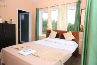 Moonlight Chillers By LexStays - 1