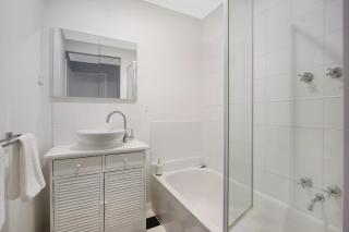 Marshmallow Retreat and Studio - 4