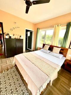 Moonlight Chillers By LexStays - 4