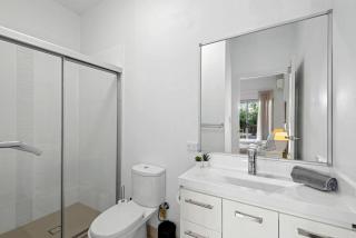 Terrific Townhouse! 2Bed/2Bath/Courtyard/1Car - 2