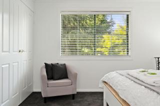 The Black Door - Bright - 8