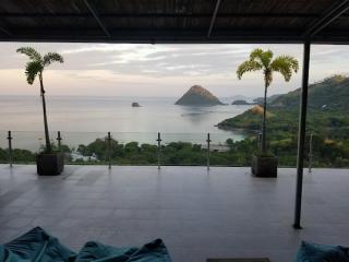 Sunset Hill Hotel - Labuan Bajo - 5