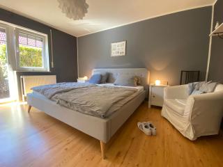 Ferien im Wangerland Ferienwohnung MUSCHEL Minsen Schillig Hund Pool Sauna - 1