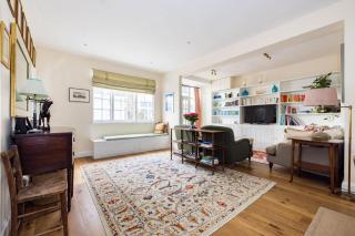 Traditional Treasure – 3 Bedroom Home by Hyde Park - Londra - 6