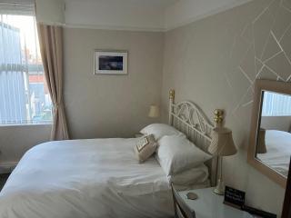 Storrbeck Guest House - 8