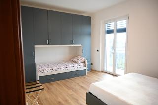 La Finestra Blu Alba 1 - 5