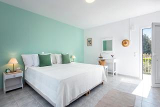 NiSea Apartments - Ýpsos - 9