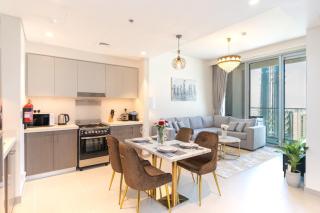 Charming Apartment in Downtown Just Steps from Burj Khalifa & Dubai Mall by Bhavan Vacation Homes - Dubai - 9