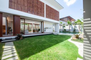 Canggu private villa with Premium Location - Munggu - 3