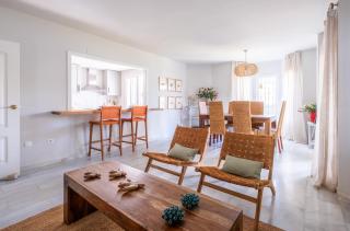 Apartamento con piscina. Los Naranjos de Marbella - 7
