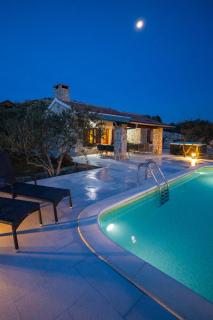 Holiday Home Svemir - Drage - 8